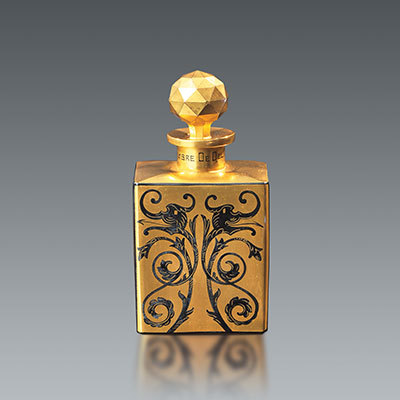 資生堂(SHISEIDO) ヴィンテージ香水瓶と現代のタピスリー　さまざまなデザイン｜写真4