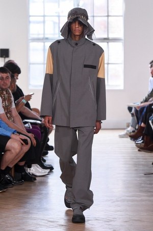 キコ・コスタディノフ(KIKO KOSTADINOV) 2019年春夏メンズコレクション  - 写真18