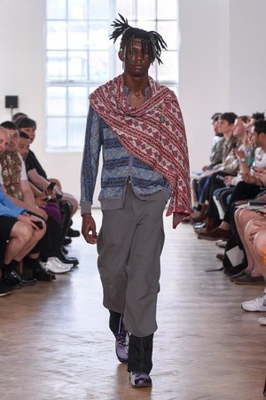 キコ・コスタディノフ(KIKO KOSTADINOV) 2019年春夏メンズコレクション  - 写真23