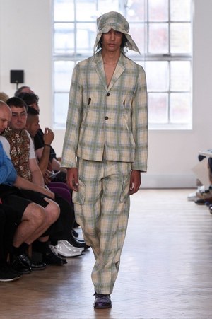 キコ・コスタディノフ(KIKO KOSTADINOV) 2019年春夏メンズコレクション  - 写真25