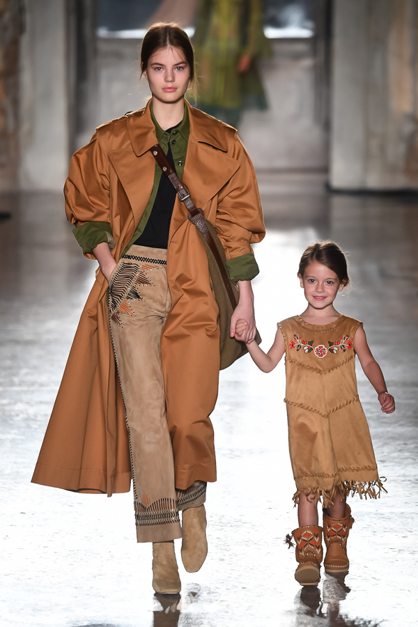 アルベルタ フェレッティ 2019年春<span>コレクション</span> - 写真11
