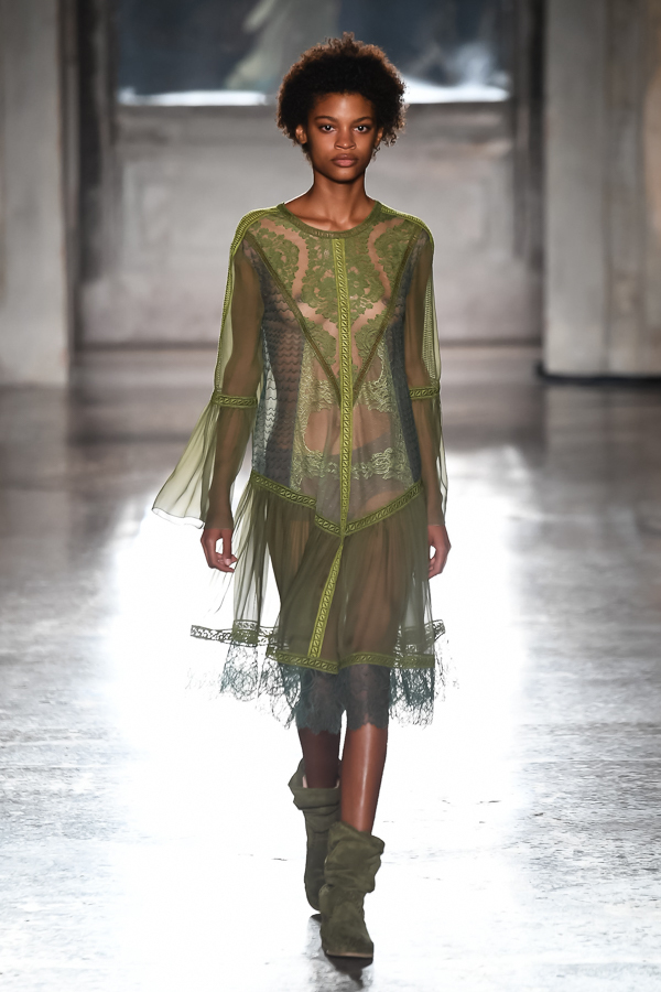 アルベルタ フェレッティ 2019年春<span>コレクション</span> - 写真12