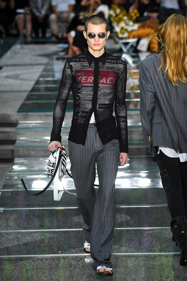 ヴェルサーチェ 2019年春夏<span>コレクション</span> - 写真8