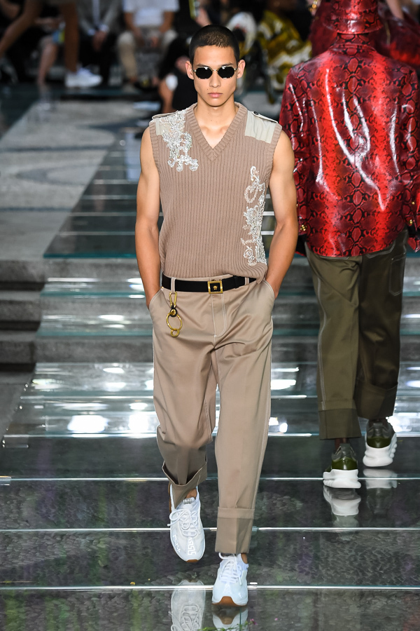 ヴェルサーチェ(VERSACE) 2019年春夏ウィメンズ&メンズコレクション  - 写真20