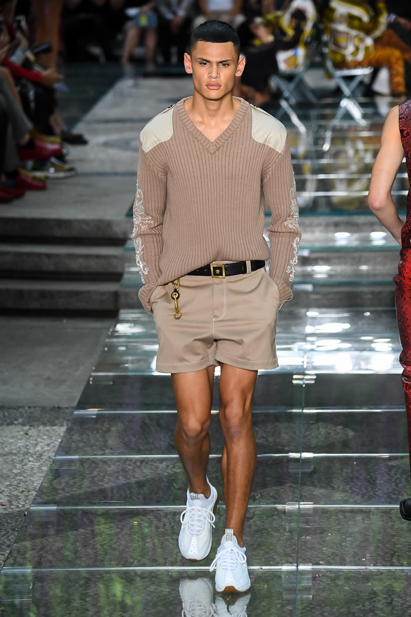 ヴェルサーチェ 2019年春夏<span>コレクション</span> - 写真22