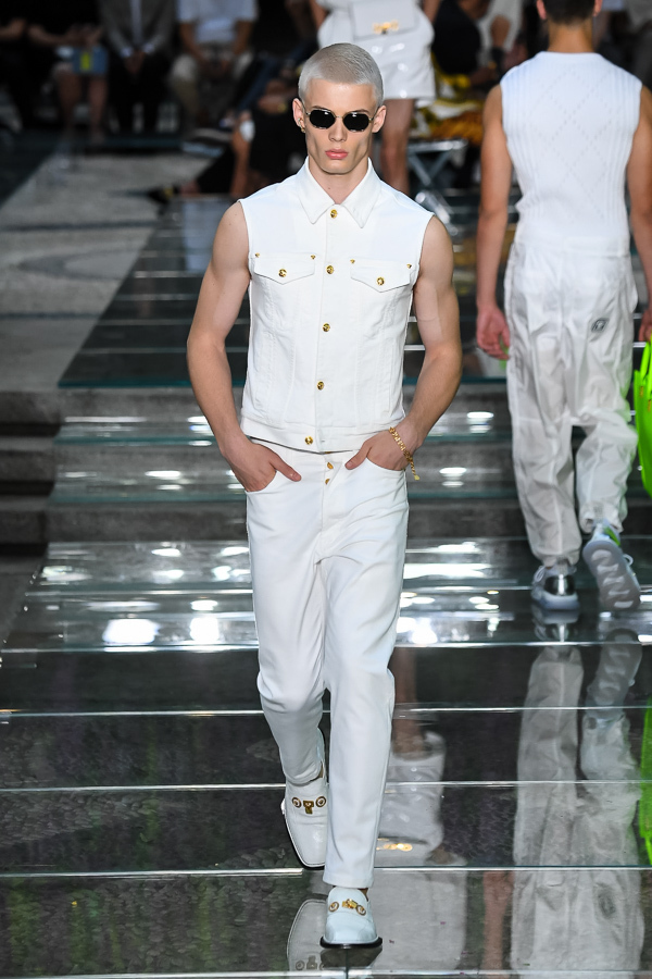 ヴェルサーチェ 2019年春夏<span>コレクション</span> - 写真43