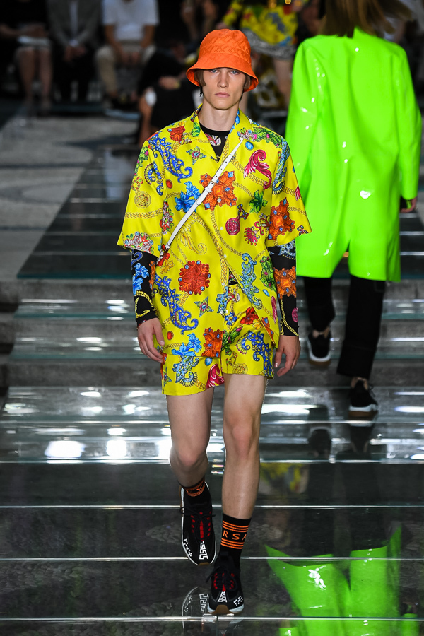 ヴェルサーチェ 2019年春夏<span>コレクション</span> - 写真50