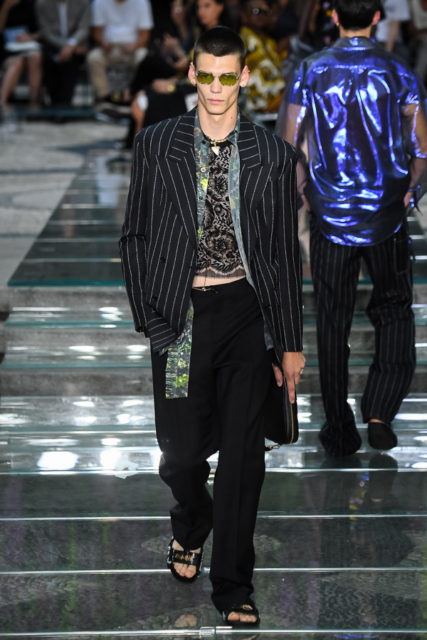 ヴェルサーチェ(VERSACE) 2019年春夏ウィメンズ&メンズコレクション  - 写真67