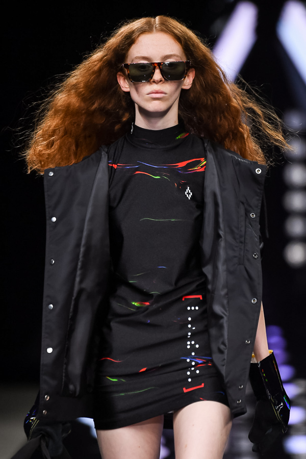 マルセロ・ブロン カウンティ・オブ・ミラン(MARCELO BURLON COUNTY OF MILAN) 2019年春夏ウィメンズ&メンズコレクション  - 写真38