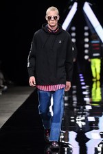 マルセロ・ブロン カウンティ・オブ・ミラン 2019年春夏コレクション - “未知と既知”との遭遇｜写真27