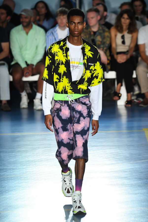 エムエスジーエム(MSGM) 2019年春夏メンズコレクション  - 写真47