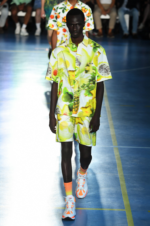 エムエスジーエム(MSGM) 2019年春夏メンズコレクション  - 写真83