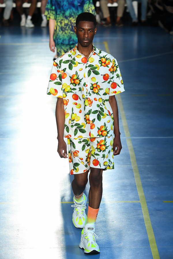 エムエスジーエム(MSGM) 2019年春夏メンズコレクション  - 写真84