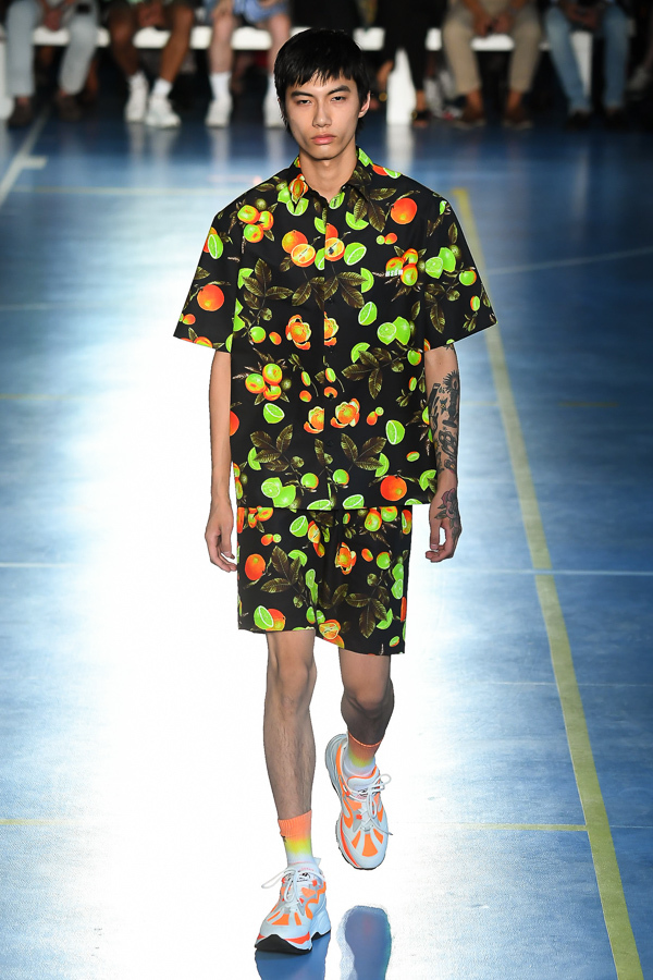 エムエスジーエム(MSGM) 2019年春夏メンズコレクション  - 写真86