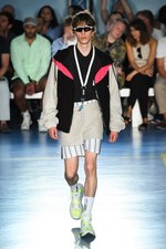 MSGM 2019年春夏メンズコレクション - プレイフルな試合観戦ならぬ“ファッション観戦”｜写真16