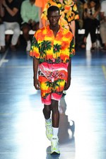 MSGM 2019年春夏メンズコレクション - プレイフルな試合観戦ならぬ“ファッション観戦”｜写真58