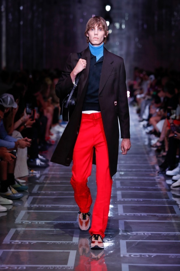 プラダ(PRADA) 2019年春夏メンズコレクション - ファッションプレス