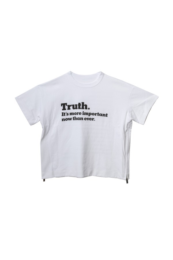 Sacai サカイ 18AW NEW YORK TIMES Truth TEE 18-04000 ニューヨークタイムズプリントTシャツ サイドジップ半袖カットソー ホワイト レディース540センチ肩幅