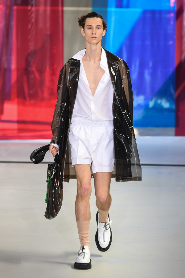 ヌメロ ヴェントゥーノ 2019年春夏｜male レインコート