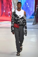 ヌメロ ヴェントゥーノ 2019年春夏メンズコレクション - 心洗われる軽快なショー｜写真8