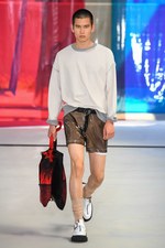 ヌメロ ヴェントゥーノ 2019年春夏メンズコレクション - 心洗われる軽快なショー｜写真15