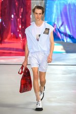 ヌメロ ヴェントゥーノ 2019年春夏メンズコレクション - 心洗われる軽快なショー｜写真31