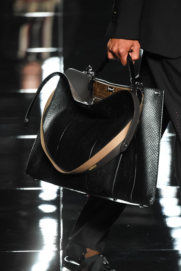 フェンディ(FENDI) 2019年春夏ウィメンズ&メンズコレクション  - 写真6