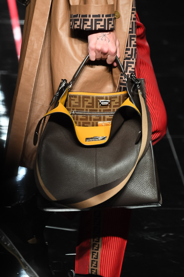 フェンディ(FENDI) 2019年春夏ウィメンズ&メンズコレクション  - 写真32