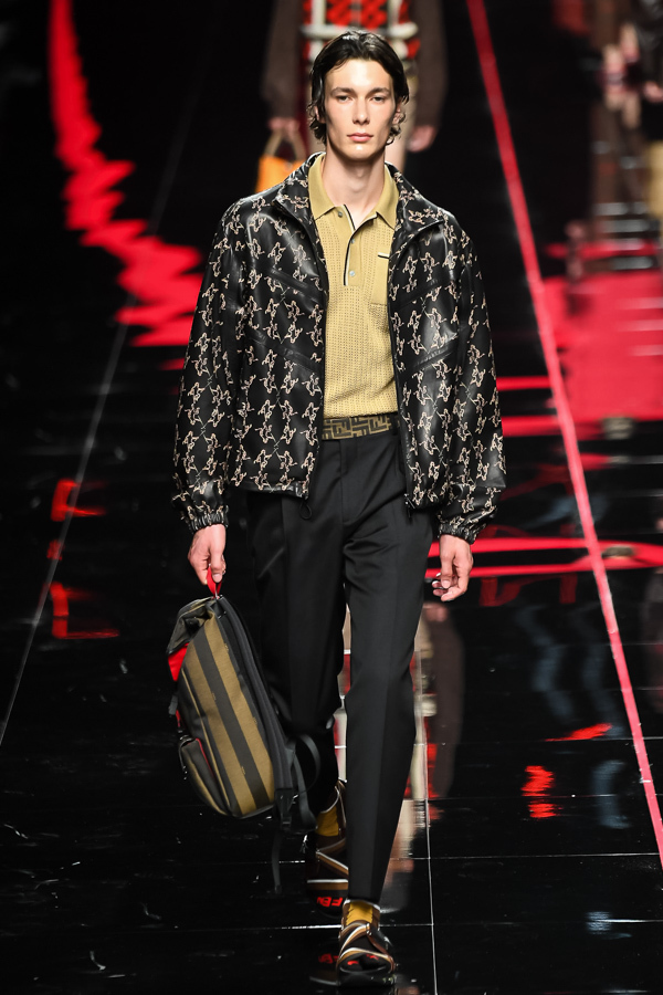 フェンディ(FENDI) 2019年春夏ウィメンズ&メンズコレクション  - 写真33