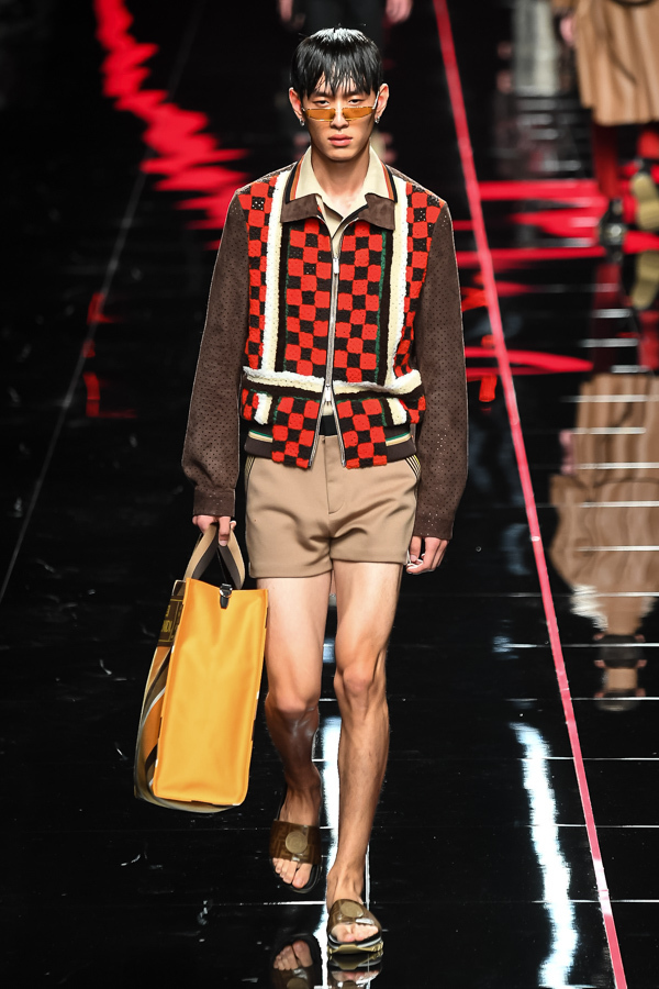 フェンディ(FENDI) 2019年春夏ウィメンズ&メンズコレクション  - 写真35