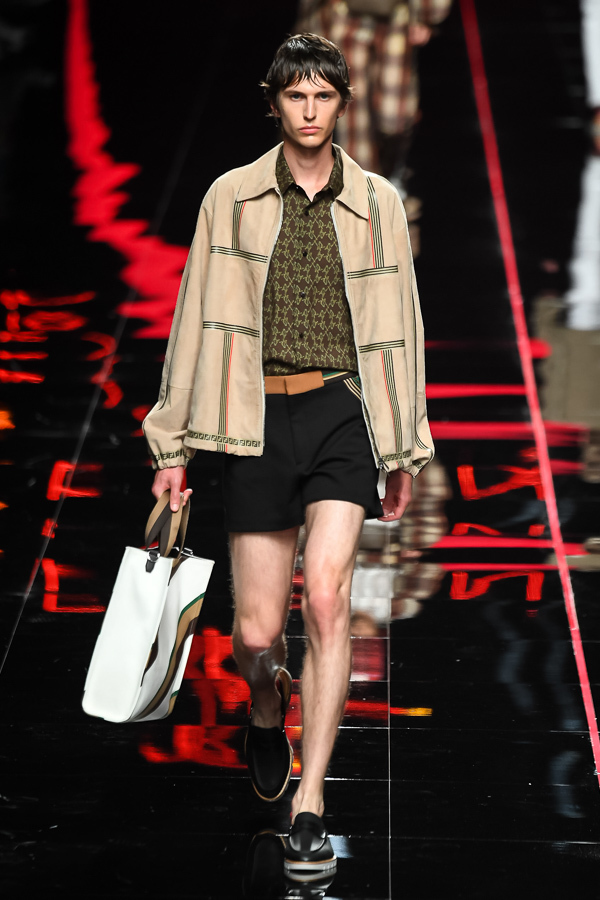 フェンディ(FENDI) 2019年春夏ウィメンズ&メンズコレクション  - 写真52