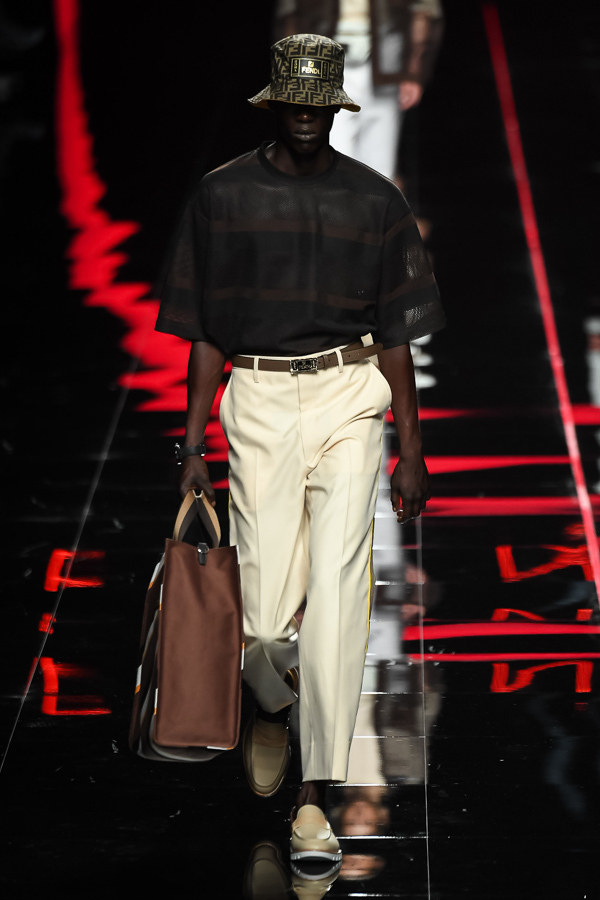 フェンディ(FENDI) 2019年春夏ウィメンズ&メンズコレクション  - 写真86