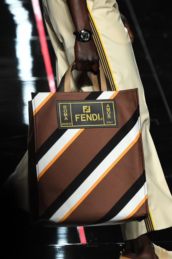 フェンディ(FENDI) 2019年春夏ウィメンズ&メンズコレクション  - 写真87