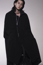 2018年秋冬y's 変形デザインコート　ワイズ　ヨウジヤマモト Y's、2024-2025秋冬コレクションの最新作 | 株式会社ヨウジ