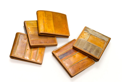 COACHからベースボールにちなんだコレクション発売-思い出のグローブが財布に変わるキャンペーン実施