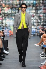 コモン スウェーデン 2019年春夏コレクション - ものの溢れる現代で、服の大儀を探して｜写真24