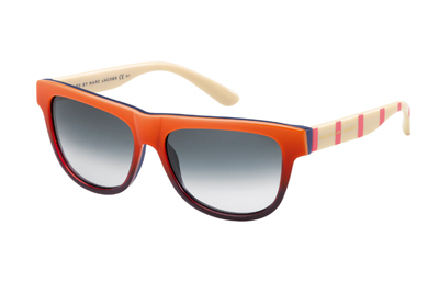 マーク BY マーク ジェイコブス、グラフィカルなストライプのアイウェア発売