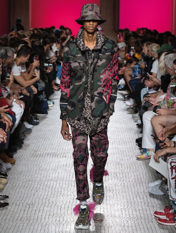 ヴァレンティノ(VALENTINO) 2019年春夏メンズコレクション  - 写真12