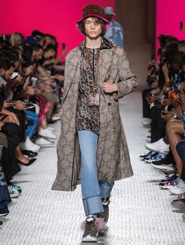 ヴァレンティノ(VALENTINO) 2019年春夏メンズコレクション ヴァレンティノ(VALENTINO) 2019年春夏メンズコレクション