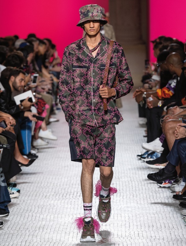 ヴァレンティノ(VALENTINO) 2019年春夏メンズコレクション シルエット - 写真46