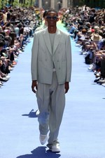 ルイ・ヴィトン 2019春夏メンズコレクション、ヴァージル・アブロー初ショーは歩んできた道を重ねて｜写真21