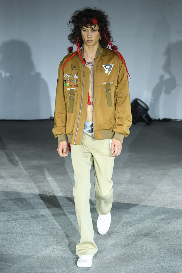 アンダーカバー(UNDERCOVER) 2019年春夏メンズコレクション