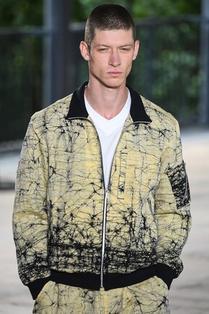 イッセイ ミヤケ メン(ISSEY MIYAKE MEN) 2019年春夏メンズコレクション  - 写真25