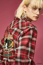 マウジーのディズニーコレクション第2弾、ミッキーマウスのレインコートやクリアポシェット｜写真2