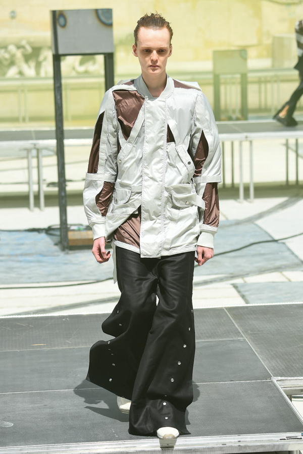 リック・オウエンス(Rick Owens) 2019年春夏メンズコレクション シルエット - 写真33