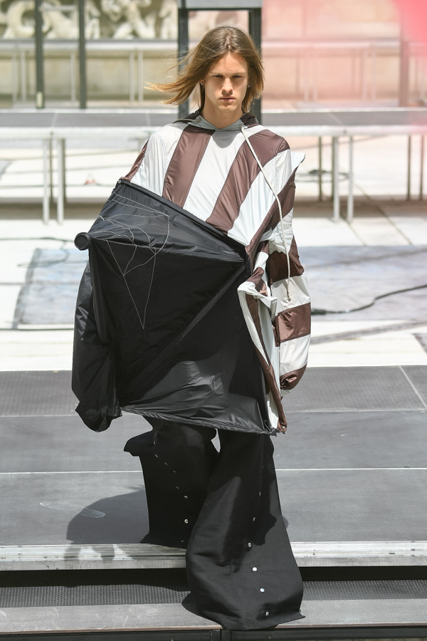 リック・オウエンス(Rick Owens) 2019年春夏メンズコレクション  - 写真45