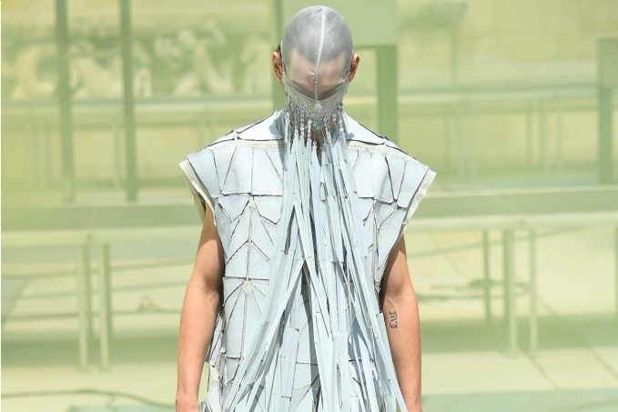 リック・オウエンス 2019年春夏メンズコレクション - 2つの塔の構造から服の可能性を探る