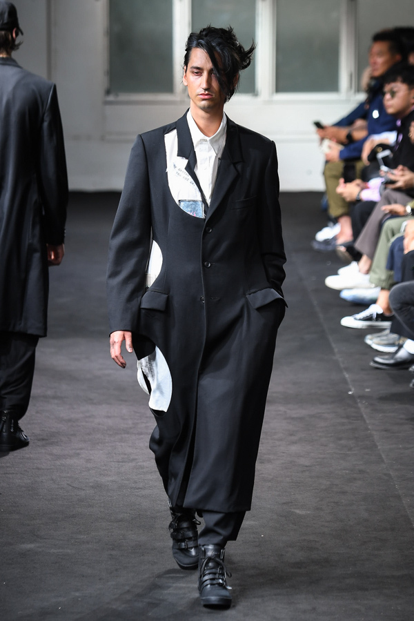 ヨウジヤマモト(Yohji Yamamoto) 2019年春夏メンズコレクション シルエット - 写真5