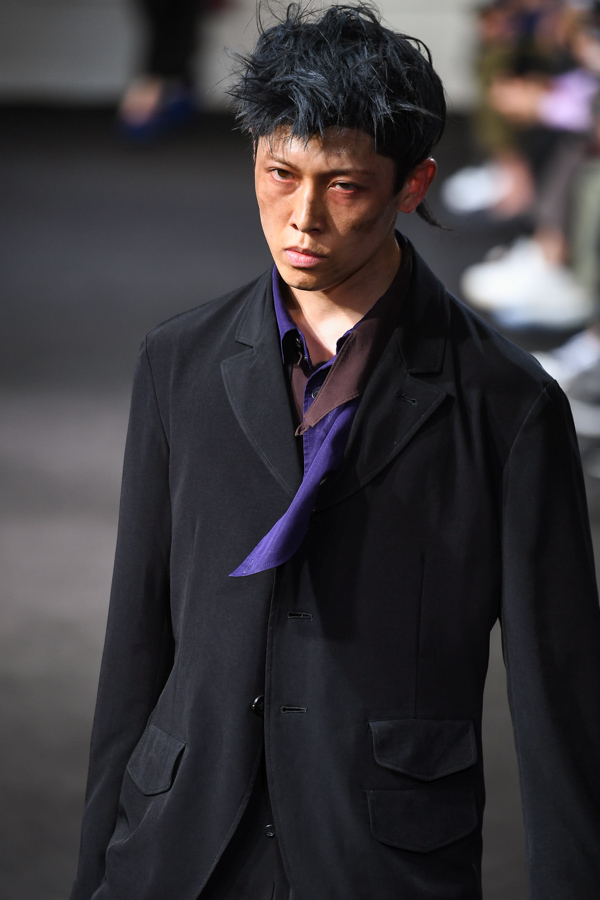 ヨウジヤマモト(Yohji Yamamoto) 2019年春夏メンズコレクション  - 写真33