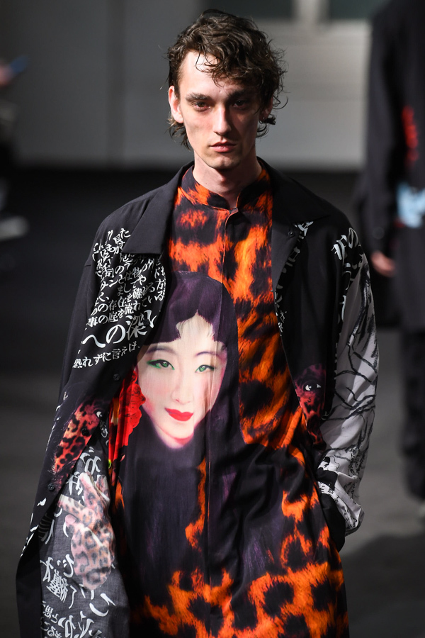 ヨウジヤマモト(Yohji Yamamoto) 2019年春夏メンズコレクション  - 写真74